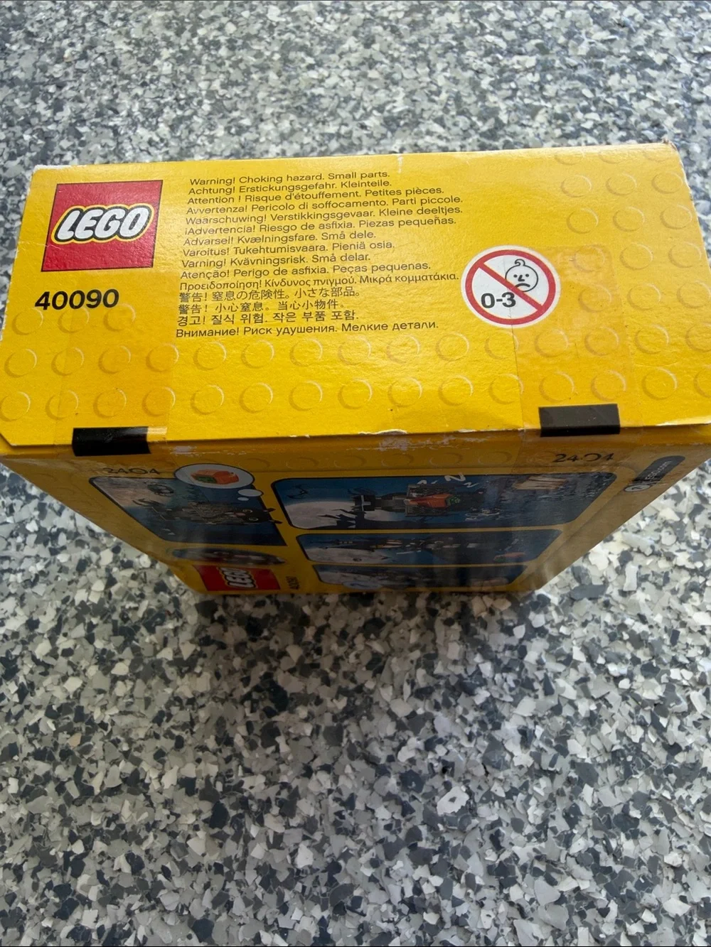 RETIRED AND RARE Lego Black Bat with Orange Pumpkin Brick Set